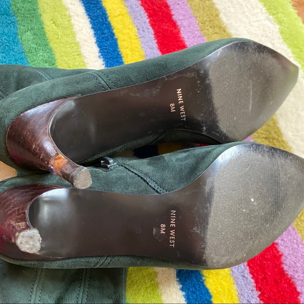 Size 8M Nine West suede ankle boots (3/$18) - Picture 5 of 7